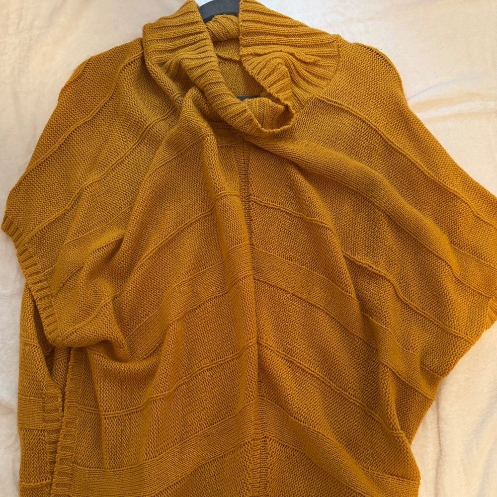Shawl-mid length
